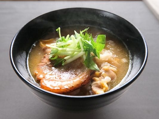 金の鶏中華おじや完成（チャーシュー・水菜のせ）