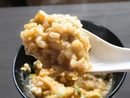 実際にお取り寄せした煮干しそばで最後の〆、おじやを作成。