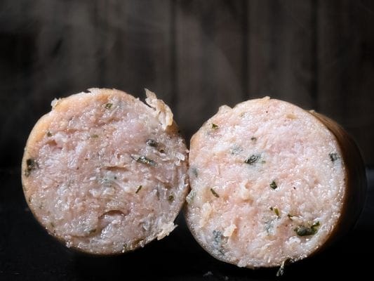 半分にカットしたレモンハーブの断面。肉汁はじんわり。
